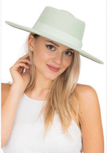 Load image into Gallery viewer, Boho Chic Fedora
